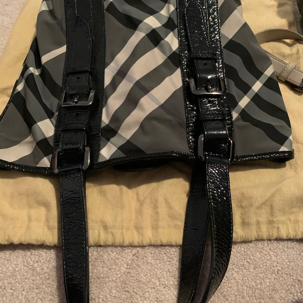 Burberry nova check